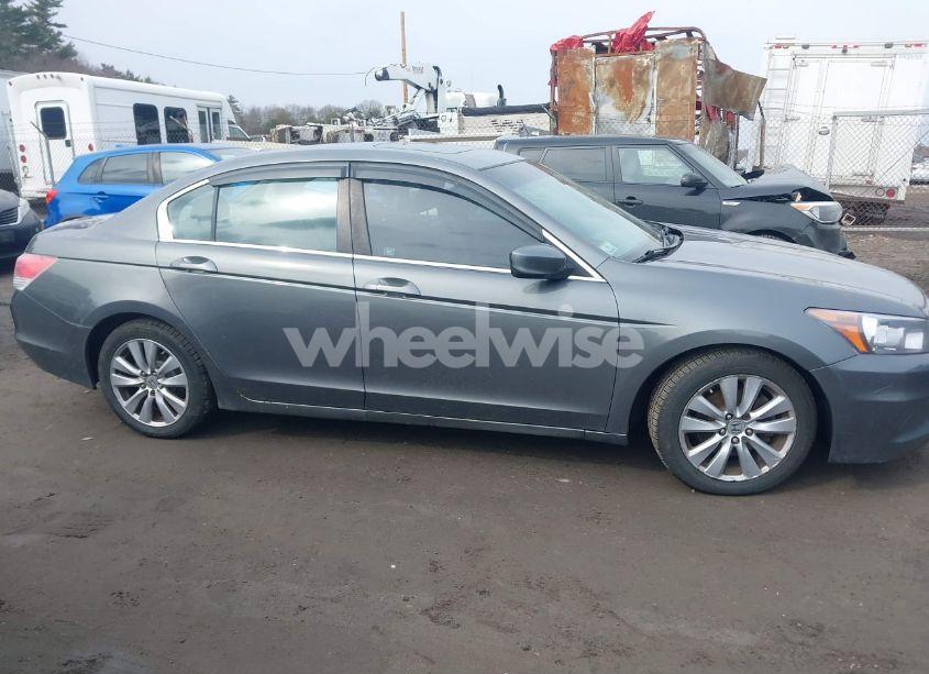 Photo 13 of 2011 Honda Accord 2.4 EX-L (VIN 1HGCP2F84BA054627)