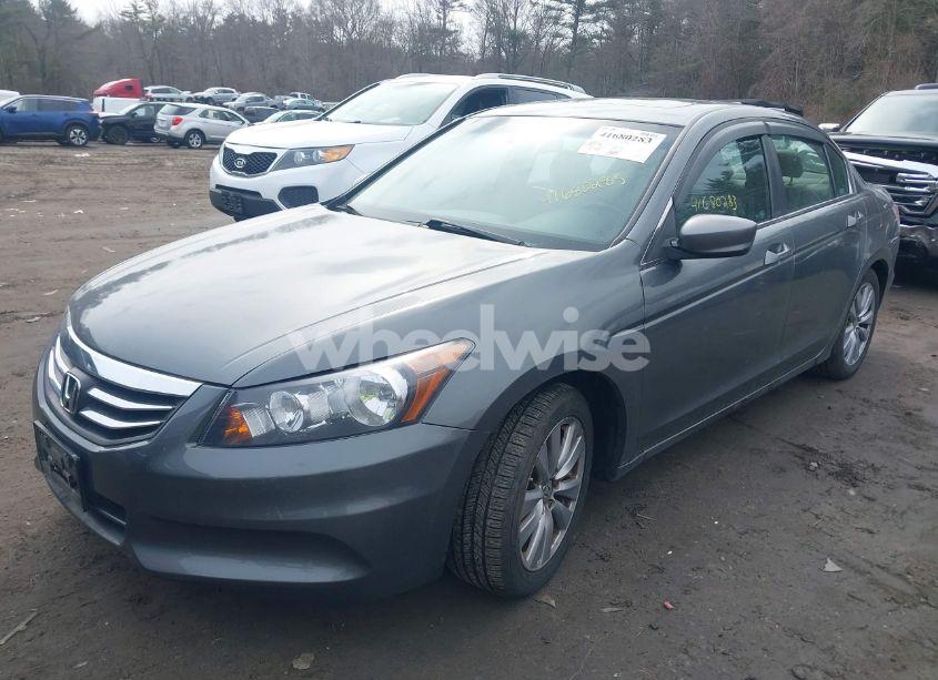 Photo 2 of 2011 Honda Accord 2.4 EX-L (VIN 1HGCP2F84BA054627)