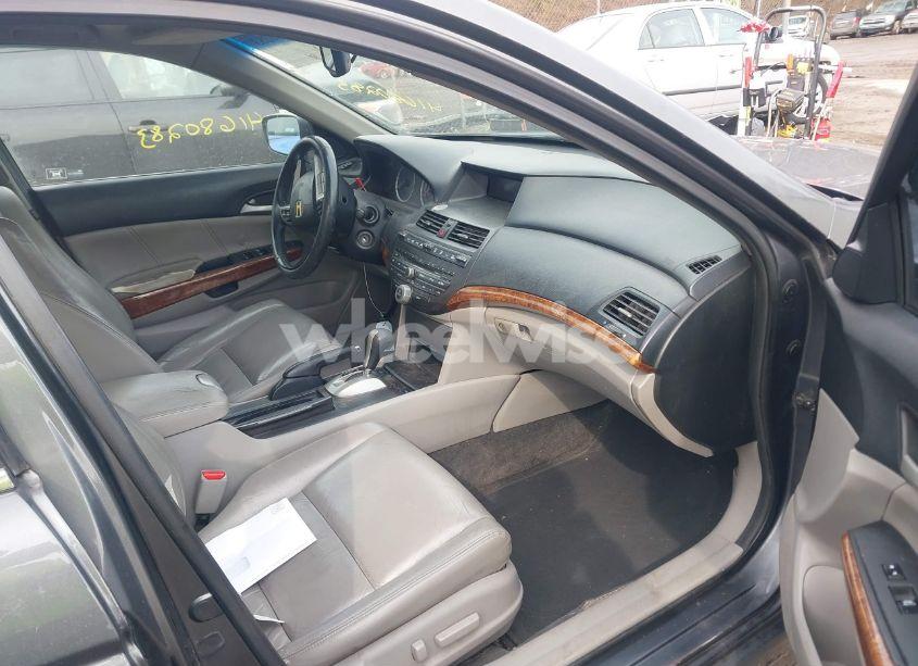 Photo 5 of 2011 Honda Accord 2.4 EX-L (VIN 1HGCP2F84BA054627)