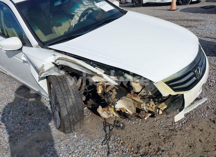 Photo 6 of 2011 Honda Accord 2.4 EX-L (VIN 1HGCP2F84BA086770)