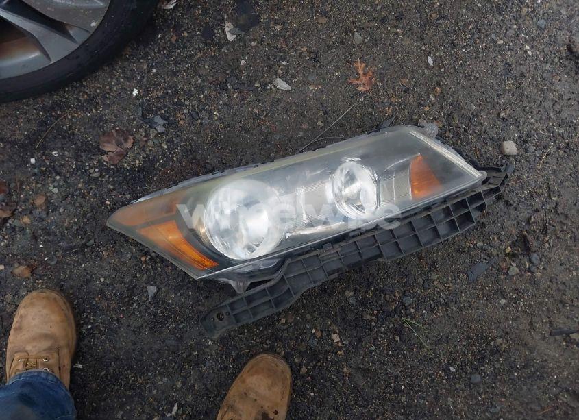 Photo 12 of 2011 Honda Accord 2.4 EX-L (VIN 1HGCP2F84BA101963)