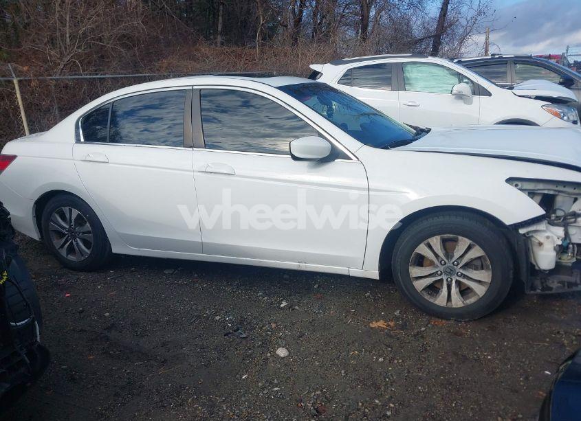 Photo 14 of 2011 Honda Accord 2.4 EX-L (VIN 1HGCP2F84BA101963)