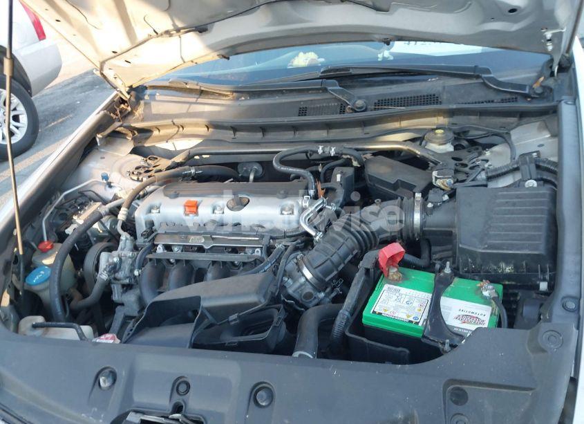 Photo 10 of 2011 Honda Accord 2.4 EX-L (VIN 1HGCP2F84BA143503)