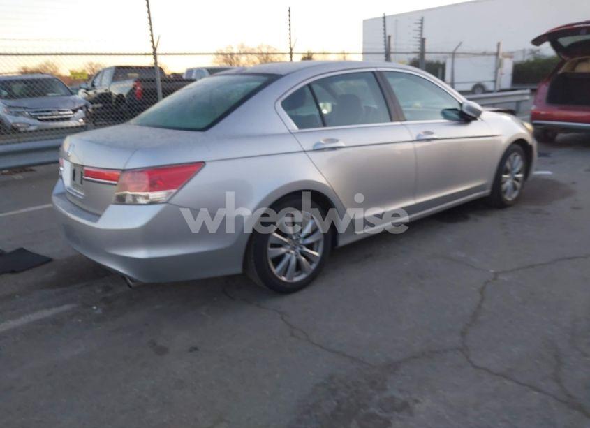 Photo 4 of 2011 Honda Accord 2.4 EX-L (VIN 1HGCP2F84BA143503)