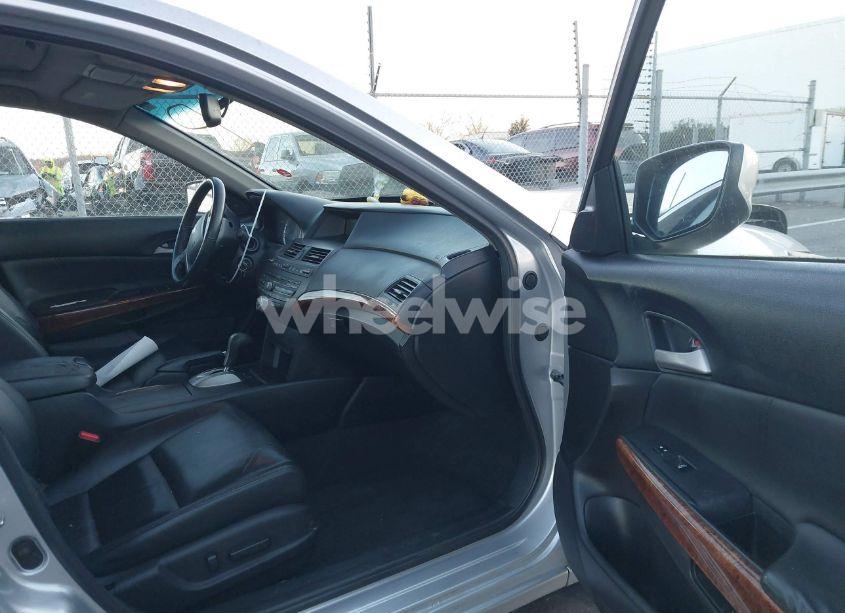 Photo 5 of 2011 Honda Accord 2.4 EX-L (VIN 1HGCP2F84BA143503)