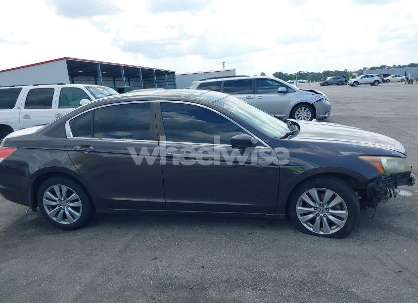 Photo 14 of 2011 Honda Accord 2.4 EX-L (VIN 1HGCP2F84BA145770)