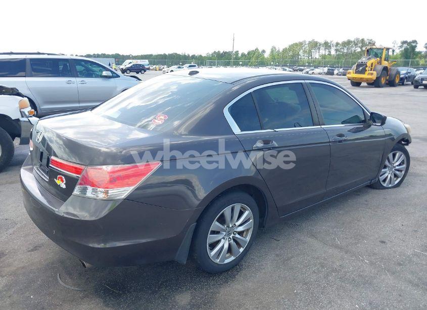 Photo 4 of 2011 Honda Accord 2.4 EX-L (VIN 1HGCP2F84BA145770)