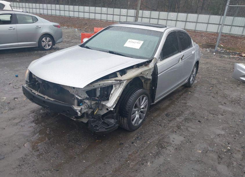 Photo 2 of 2012 Honda Accord 2.4 EX-L (VIN 1HGCP2F84CA006496)