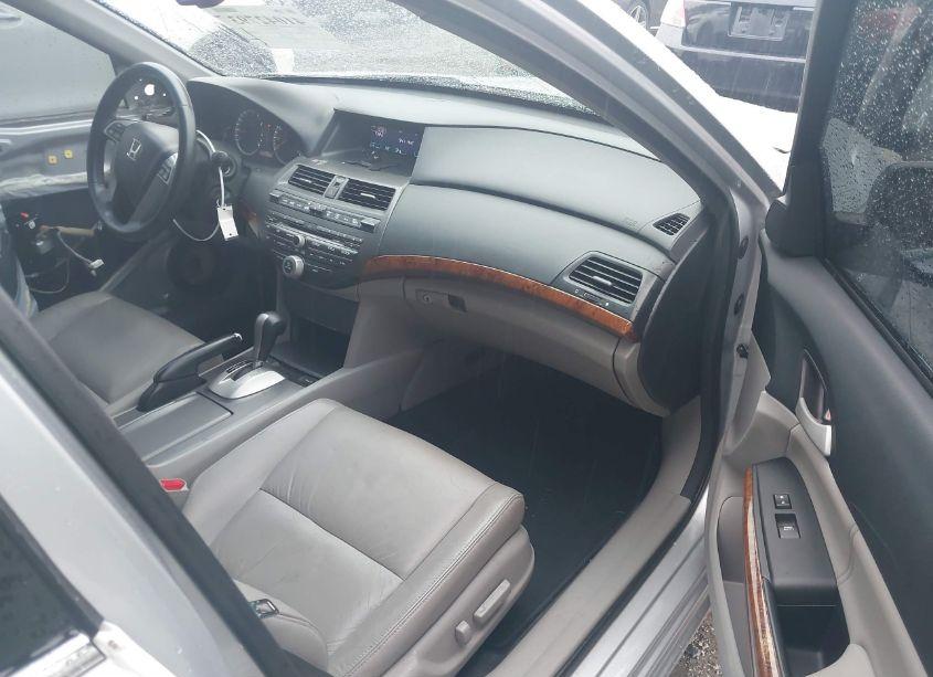 Photo 5 of 2012 Honda Accord 2.4 EX-L (VIN 1HGCP2F84CA006496)