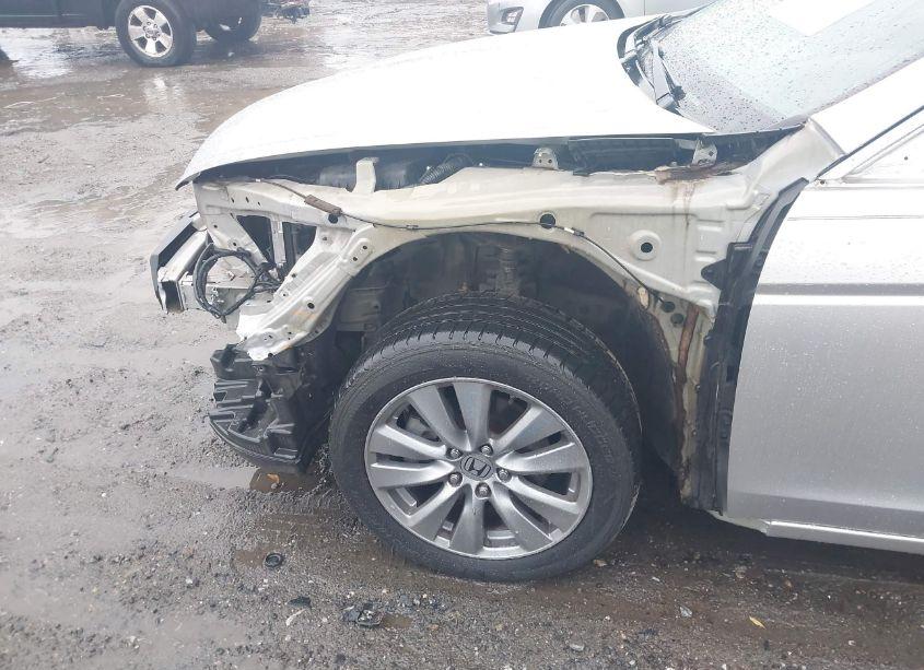 Photo 6 of 2012 Honda Accord 2.4 EX-L (VIN 1HGCP2F84CA006496)