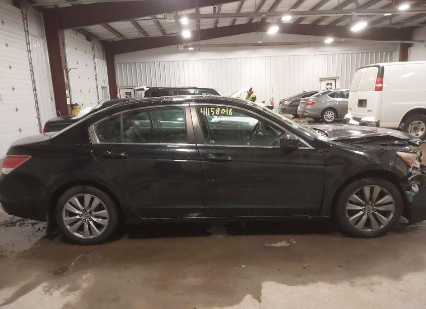 Photo 13 of 2012 Honda Accord 2.4 EX-L (VIN 1HGCP2F84CA034900)