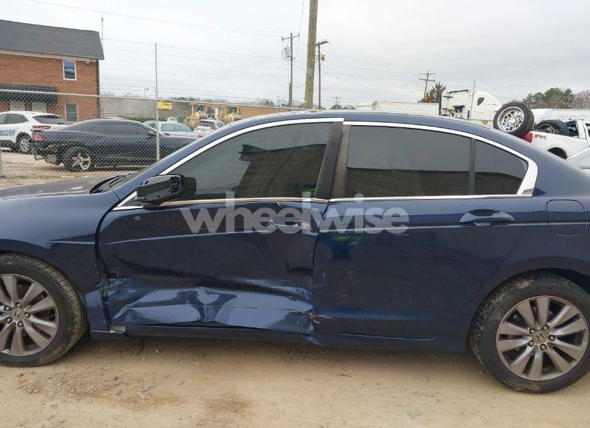 Photo 14 of 2012 Honda Accord 2.4 EX-L (VIN 1HGCP2F84CA070649)