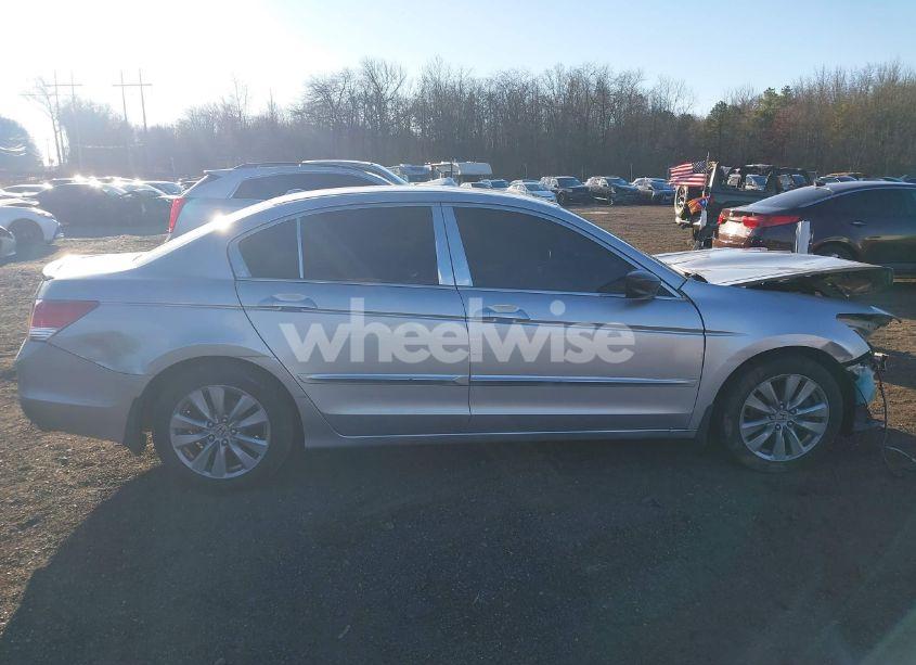 Photo 13 of 2012 Honda Accord 2.4 EX-L (VIN 1HGCP2F84CA120899)