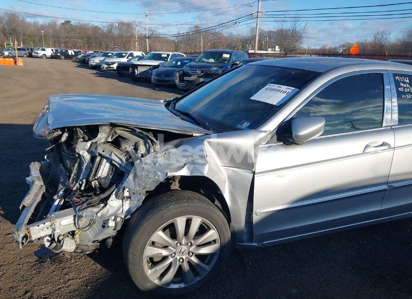 Photo 17 of 2012 Honda Accord 2.4 EX-L (VIN 1HGCP2F84CA120899)