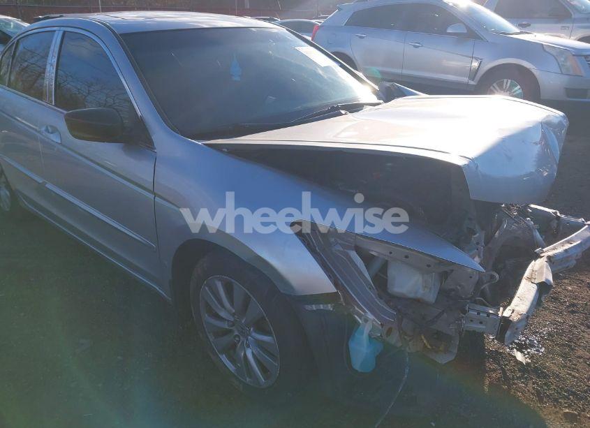 Photo 18 of 2012 Honda Accord 2.4 EX-L (VIN 1HGCP2F84CA120899)