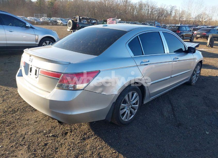 Photo 4 of 2012 Honda Accord 2.4 EX-L (VIN 1HGCP2F84CA120899)