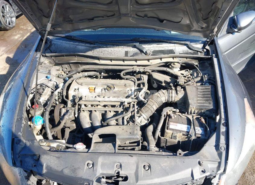 Photo 10 of 2012 Honda Accord 2.4 EX-L (VIN 1HGCP2F84CA131241)