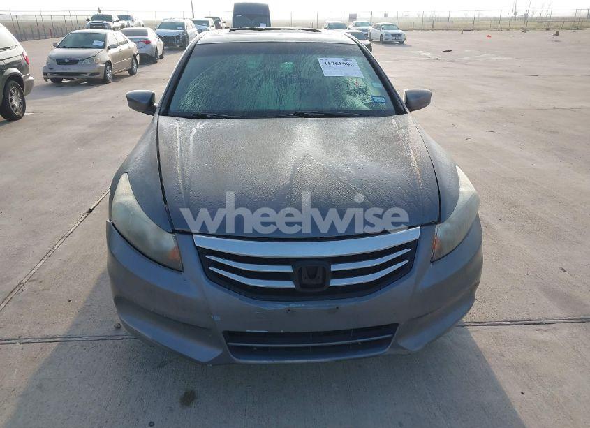 Photo 12 of 2012 Honda Accord 2.4 EX-L (VIN 1HGCP2F84CA137816)