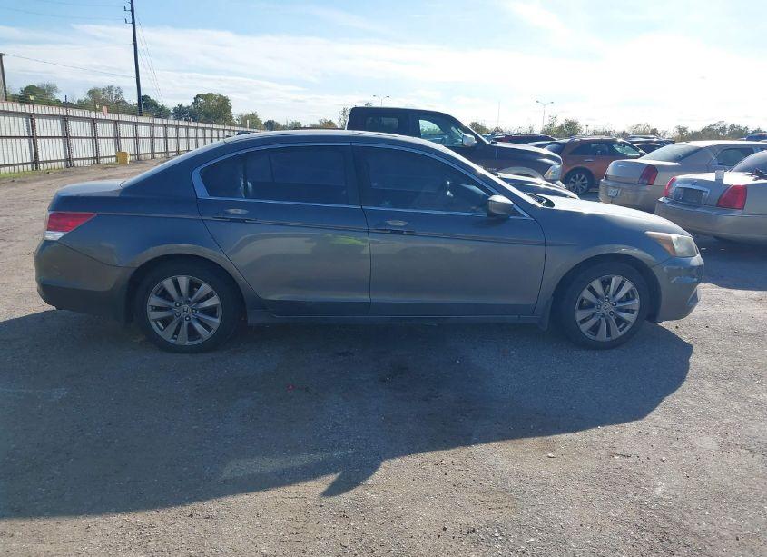 Photo 13 of 2012 Honda Accord 2.4 EX-L (VIN 1HGCP2F84CA173067)