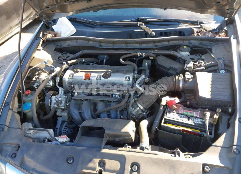 Photo 10 of 2012 Honda Accord 2.4 EX-L (VIN 1HGCP2F84CA186644)