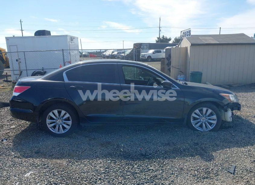 Photo 13 of 2012 Honda Accord 2.4 EX-L (VIN 1HGCP2F84CA800575)