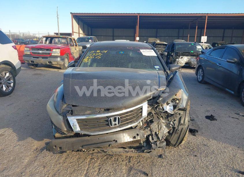 Photo 12 of 2010 Honda Accord 2.4 EX-L (VIN 1HGCP2F85AA004964)