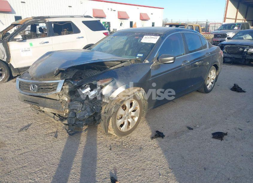 Photo 2 of 2010 Honda Accord 2.4 EX-L (VIN 1HGCP2F85AA004964)