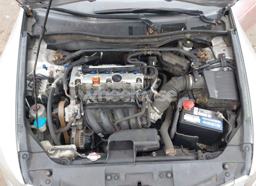 Photo 10 of 2010 Honda Accord 2.4 EX-L (VIN 1HGCP2F85AA036491)