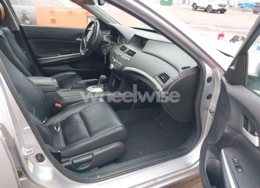 Photo 5 of 2010 Honda Accord 2.4 EX-L (VIN 1HGCP2F85AA036491)