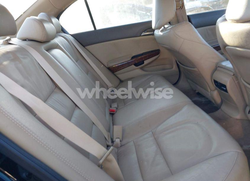 Photo 8 of 2010 Honda Accord 2.4 EX-L (VIN 1HGCP2F85AA037172)