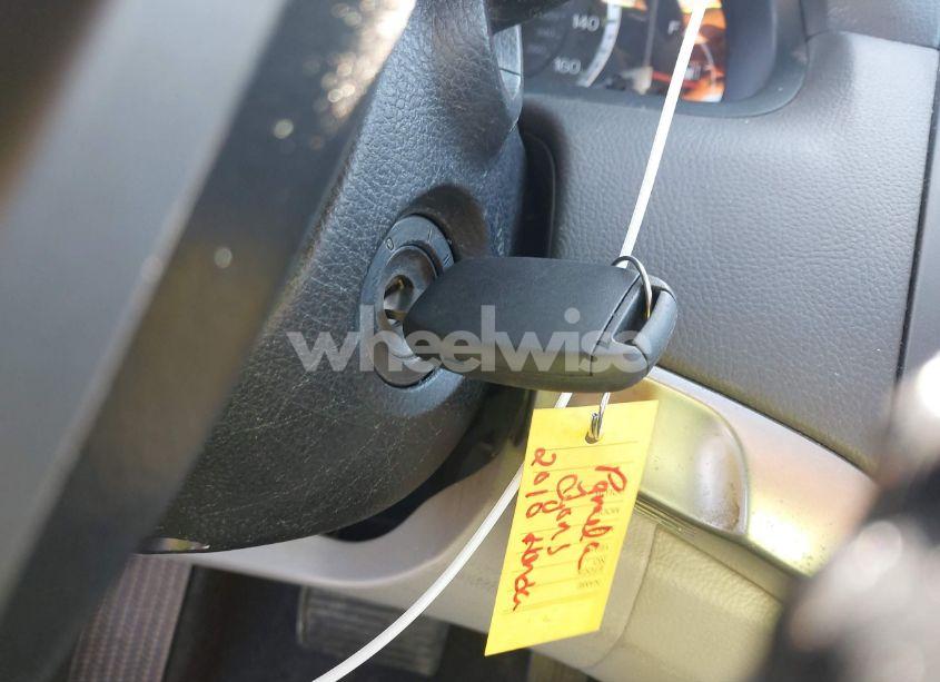 Photo 11 of 2010 Honda Accord 2.4 EX-L (VIN 1HGCP2F85AA043506)