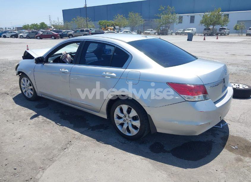 Photo 3 of 2010 Honda Accord 2.4 EX-L (VIN 1HGCP2F85AA047703)