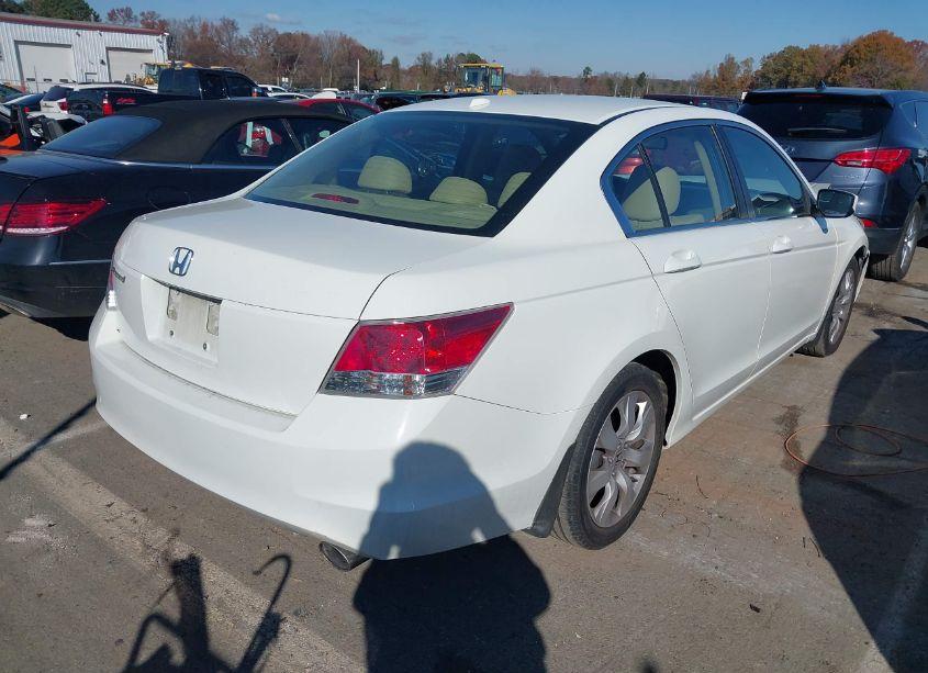 Photo 4 of 2010 Honda Accord 2.4 EX-L (VIN 1HGCP2F85AA104157)