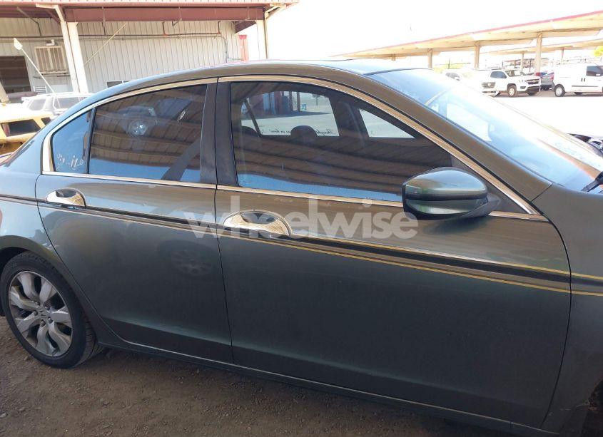 Photo 12 of 2010 Honda Accord 2.4 EX-L (VIN 1HGCP2F85AA148711)