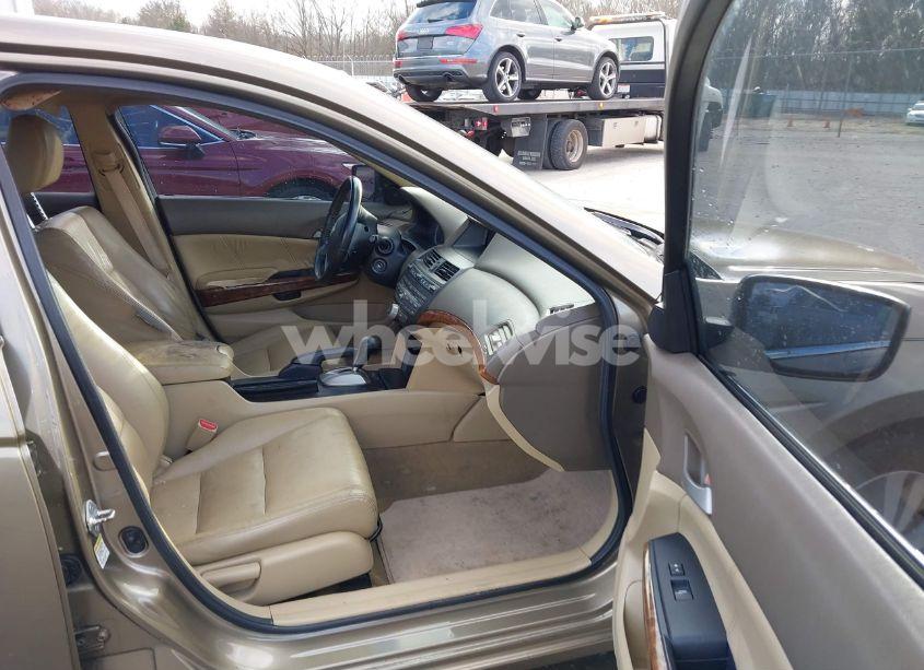 Photo 5 of 2010 Honda Accord 2.4 EX-L (VIN 1HGCP2F85AA153651)