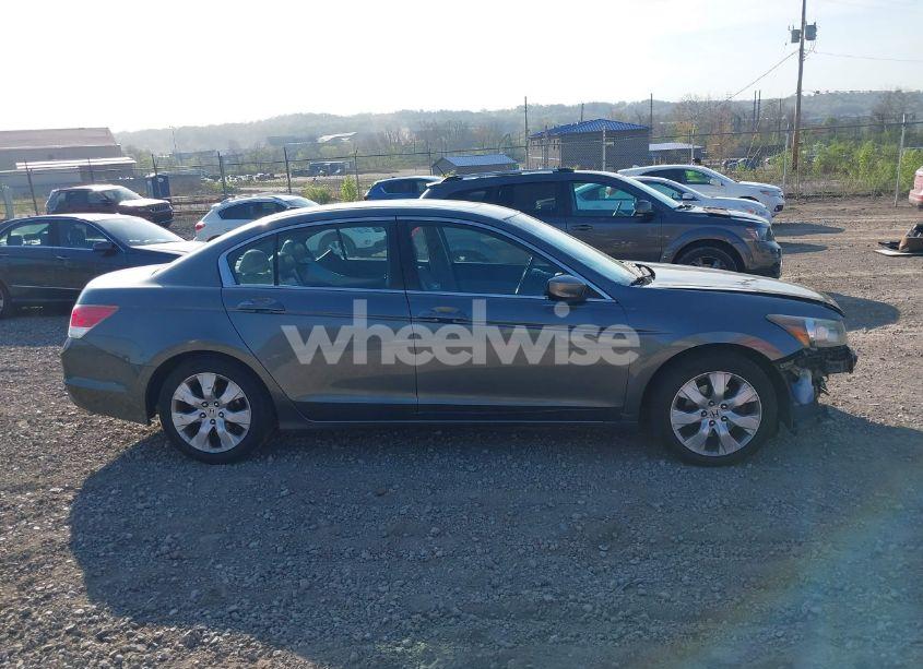 Photo 14 of 2010 Honda Accord 2.4 EX-L (VIN 1HGCP2F85AA161457)