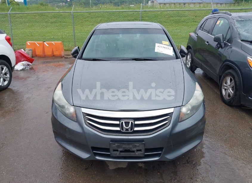 Photo 12 of 2011 Honda Accord 2.4 EX-L (VIN 1HGCP2F85BA005324)