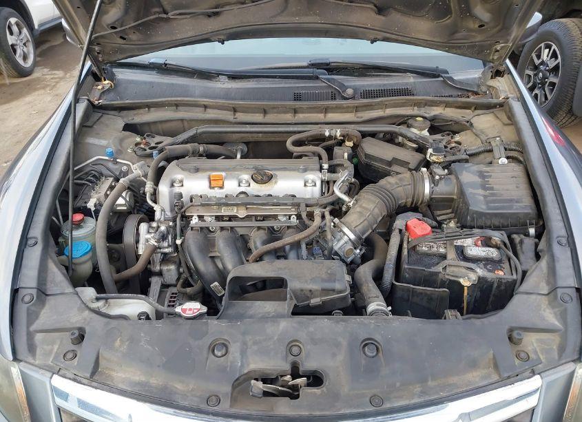 Photo 10 of 2011 Honda Accord 2.4 EX-L (VIN 1HGCP2F85BA016873)