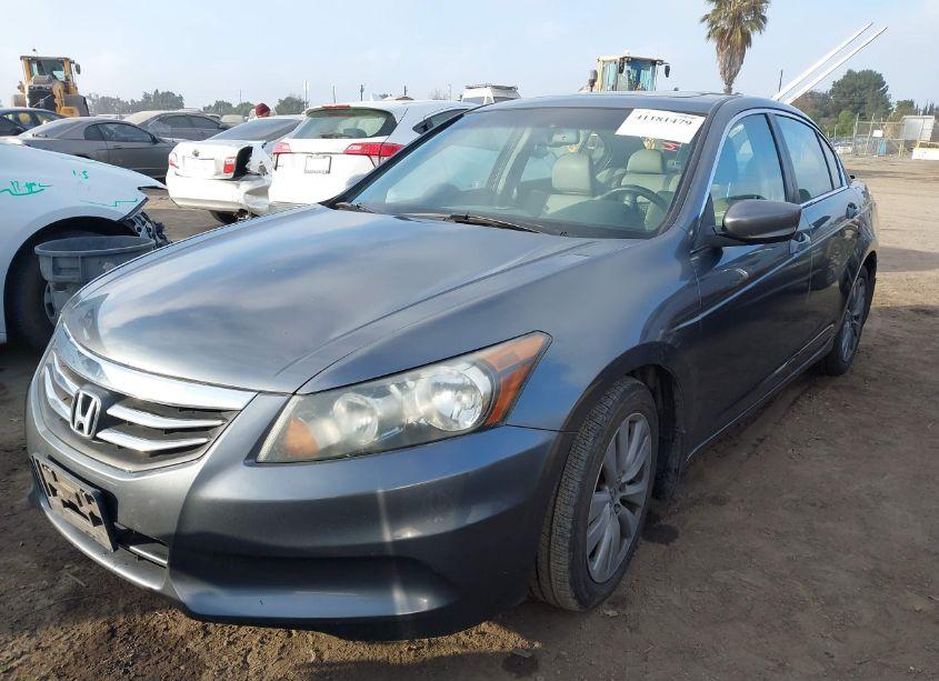 Photo 2 of 2011 Honda Accord 2.4 EX-L (VIN 1HGCP2F85BA016873)