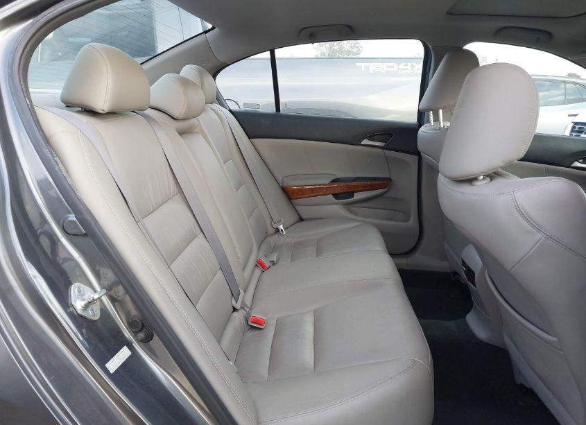 Photo 8 of 2011 Honda Accord 2.4 EX-L (VIN 1HGCP2F85BA016873)