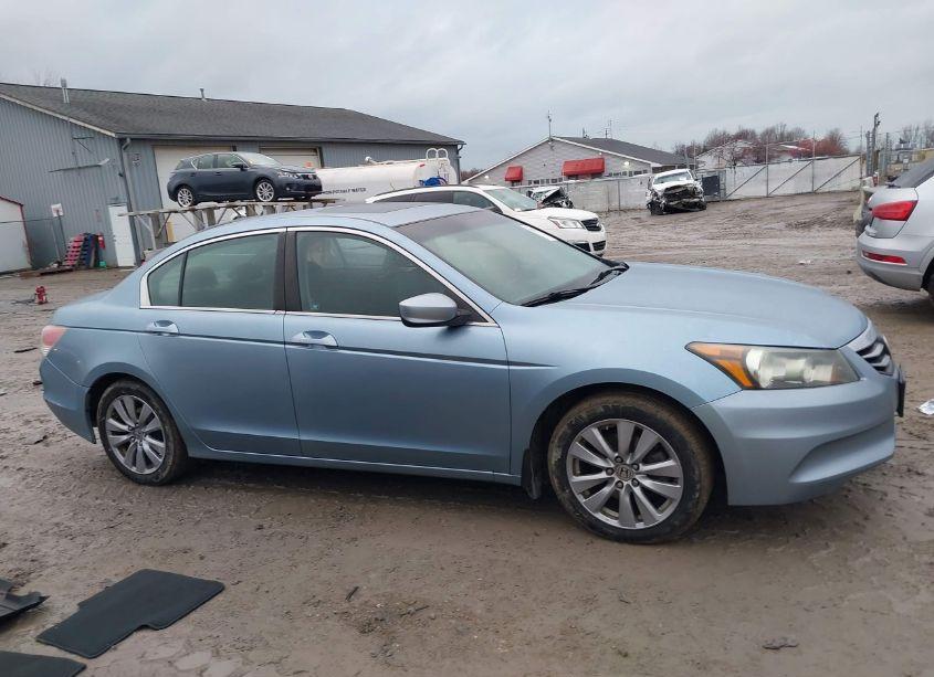 Photo 13 of 2011 Honda Accord 2.4 EX-L (VIN 1HGCP2F85BA022513)