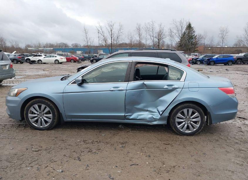 Photo 14 of 2011 Honda Accord 2.4 EX-L (VIN 1HGCP2F85BA022513)