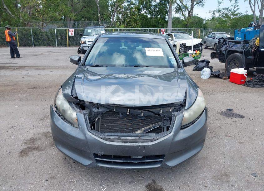 Photo 12 of 2011 Honda Accord 2.4 EX-L (VIN 1HGCP2F85BA026352)