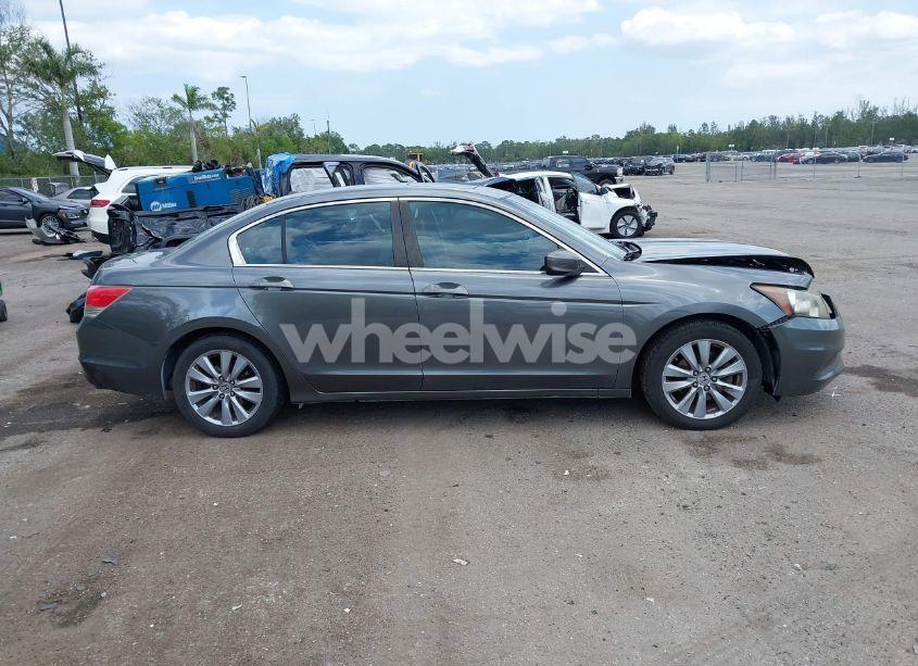 Photo 13 of 2011 Honda Accord 2.4 EX-L (VIN 1HGCP2F85BA026352)