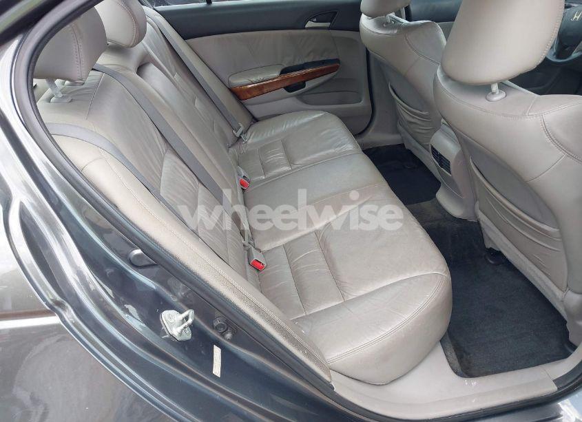 Photo 8 of 2011 Honda Accord 2.4 EX-L (VIN 1HGCP2F85BA026352)