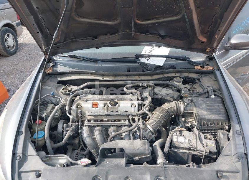 Photo 10 of 2011 Honda Accord 2.4 EX-L (VIN 1HGCP2F85BA049128)