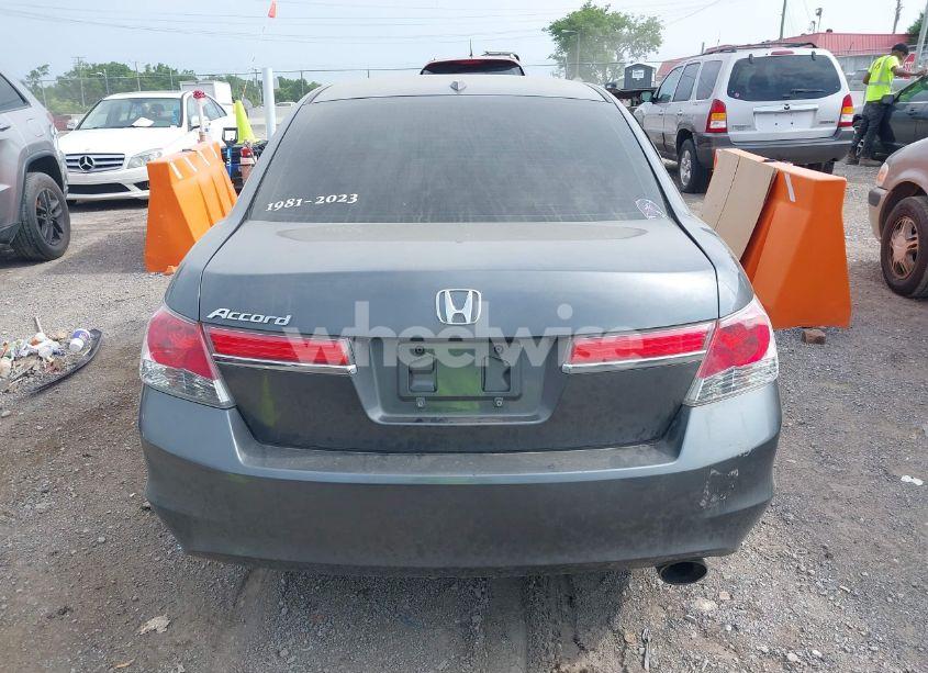 Photo 16 of 2011 Honda Accord 2.4 EX-L (VIN 1HGCP2F85BA049128)