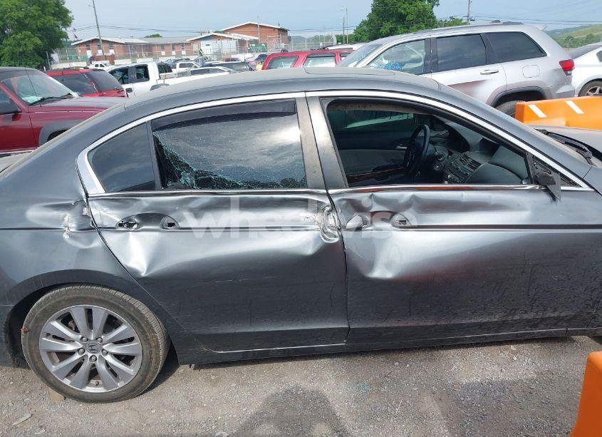 Photo 6 of 2011 Honda Accord 2.4 EX-L (VIN 1HGCP2F85BA049128)