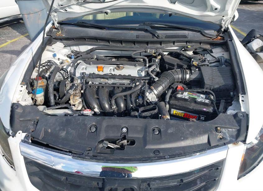 Photo 10 of 2011 Honda Accord 2.4 EX-L (VIN 1HGCP2F85BA058413)