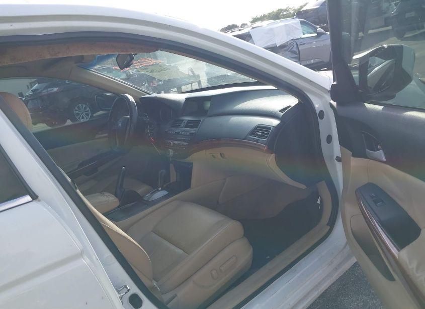 Photo 5 of 2011 Honda Accord 2.4 EX-L (VIN 1HGCP2F85BA058413)